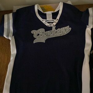 Dallas Cowboys Women’s shirt size XL